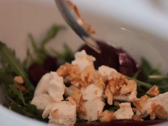 Новий смак звичних продуктів: салат «не для вечері» від дієтологині Світлани Фус