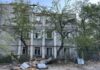 В Одессе демонируют разрушенные в результате российских атак дома: какие именно