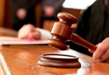 В Одессе осудили мужчину, который опрыскал военным во время проверки документов